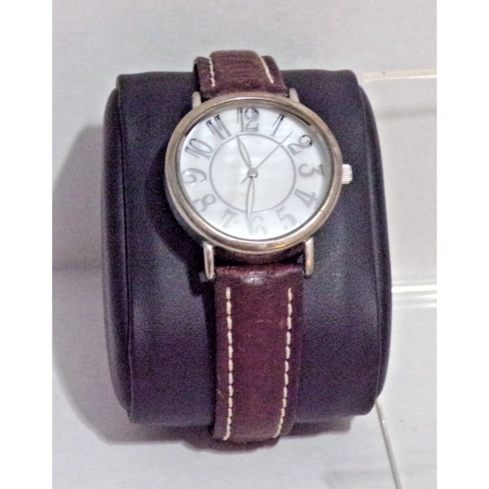 Calvin Hill ? Wristwatch Pearl Face Silver Accents Brown Suede 7" Band 1 3/8" Rd